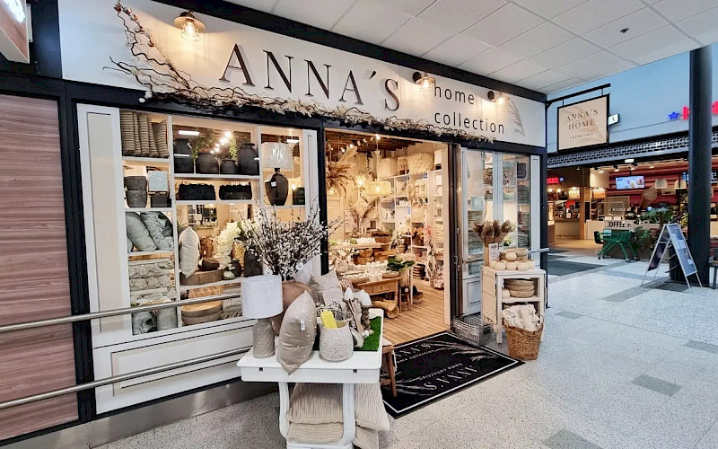 Anna´s Home Collectionille Järvenpäähän kyltit ja teippaukset.