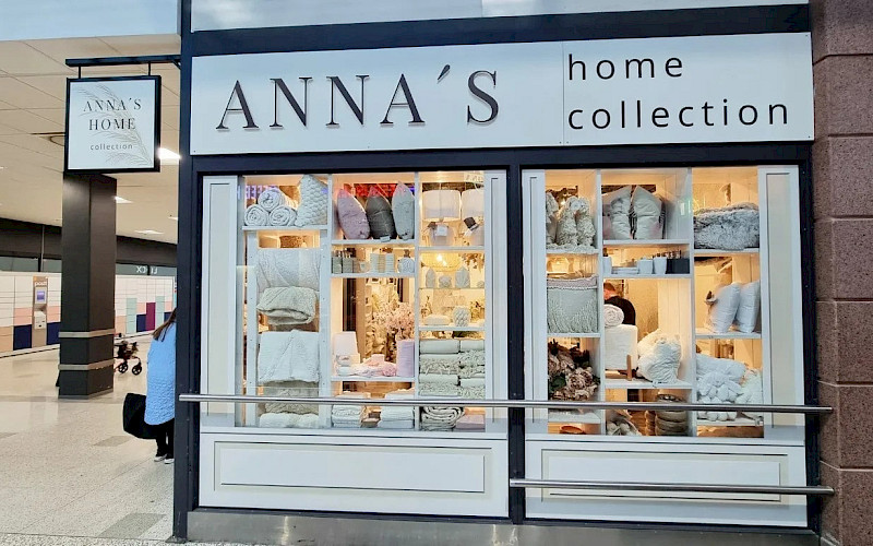 Anna´s Home Collectionille Järvenpäähän kyltit ja teippaukset.